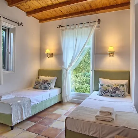 Ostria Vakantiehuis Tsoukaládhes