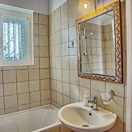 Ostria Holiday home