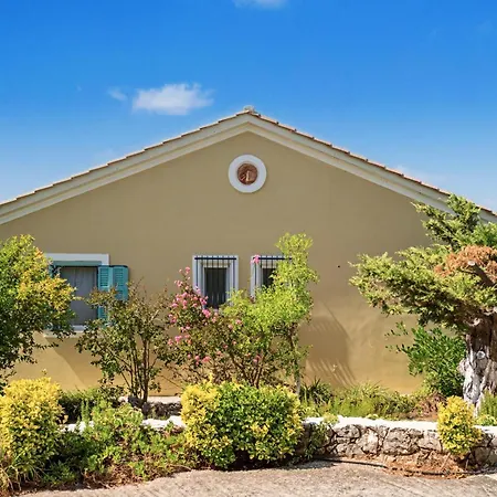Ostria Holiday home *